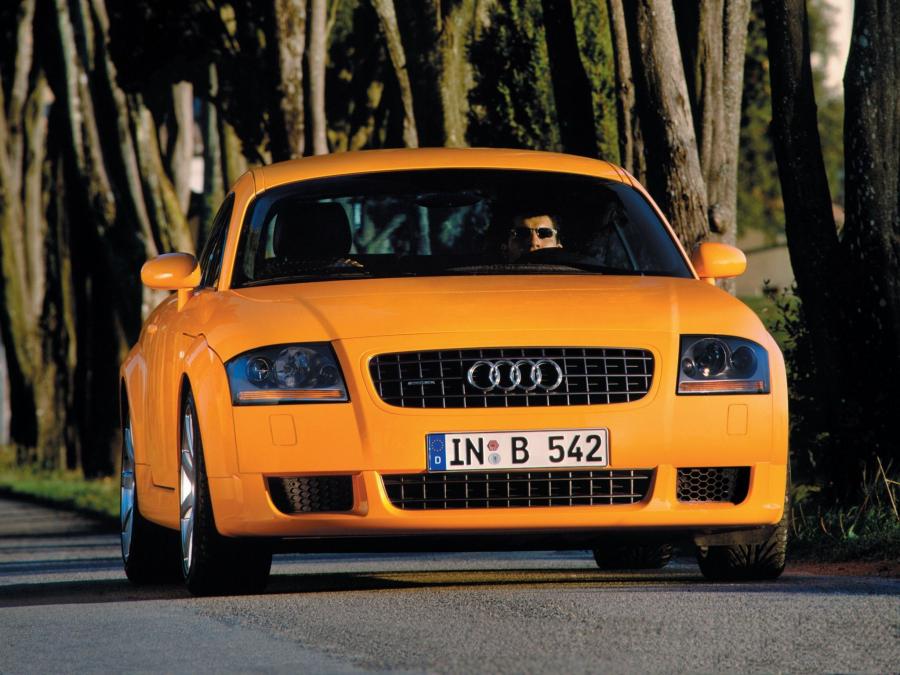  Audi TT 3.2 Quattro Coupe (8N) 2003 года  (WW) (фото 3 из 17)